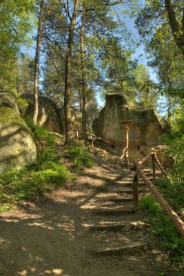 Skamieniałe miasto w Ciężkowicach
